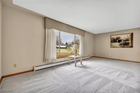 Living - 2109 E Skyline Dr, Lorain, OH 44053 photo 1 of 7
