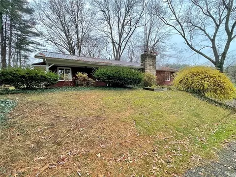 3769 Fox Ave NE, Minerva, OH 44657