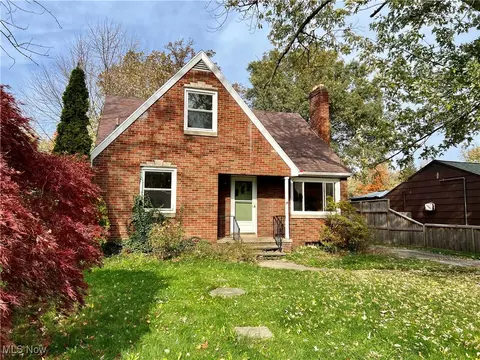 Exterior - 41868 Edison Ct, Elyria, OH 44035 photo 5 of 5