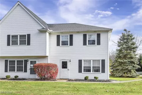 3135 Lost Nation Rd #F, Willoughby, OH 44094