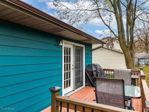 700 Ivan Dr, Kent, OH 44240 photo 3