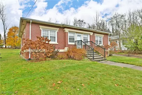 340 W 8th St, Salem, OH 44460