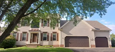 2571 Arbor Ct, Uniontown, OH 44685