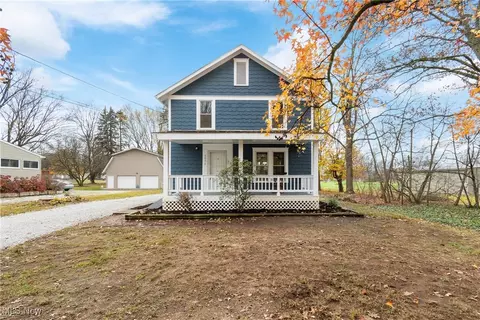 3054 Brouse St NW, Uniontown, OH 44685