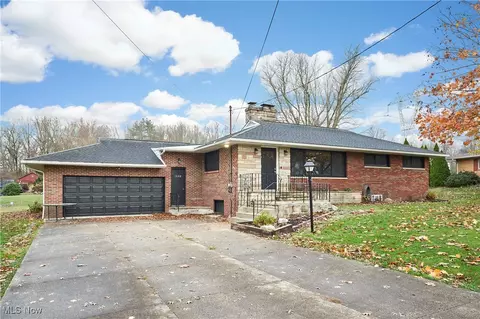 1048 Alpine Blvd, Uniontown, OH 44685
