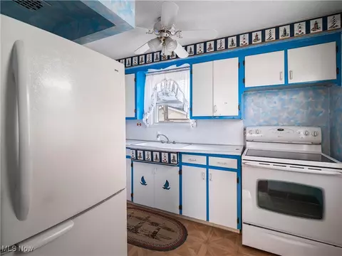 Kitchen - 364 E 260th St, Euclid, OH 44132 photo 1 of 1