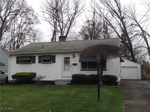 3437 Wayside Dr, Youngstown, OH 44502