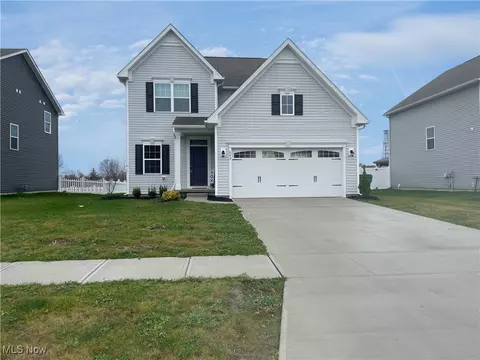 642 Rock Creek Ln, Painesville, OH 44077