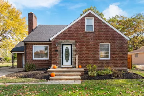3410 Beverly Ave NE, Canton, OH 44714
