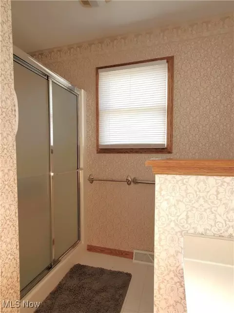 403 Idlebrook Dr, Wadsworth, OH 44281 photo 12