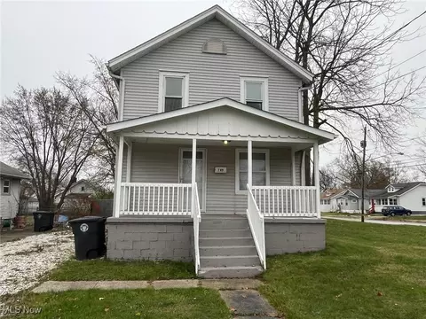 749 Columbus Ave, Akron, OH 44306