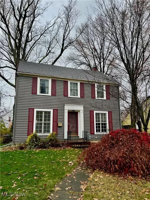 222 Columbia Ave, Elyria, OH 44035