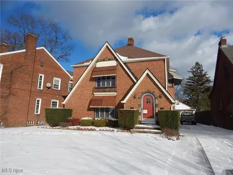 3685 Warren Rd, Cleveland, OH 44111