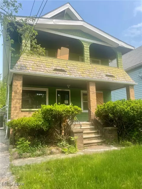 15517 Kipling Ave, Cleveland, OH 44110