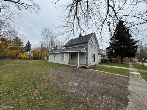 5724 Madison Ave, Ashtabula, OH 44004 photo 6