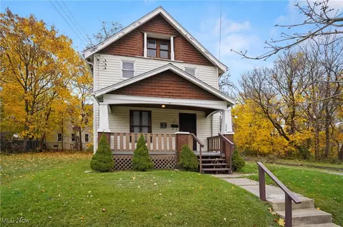 491 Scheck St, Akron, OH 44307