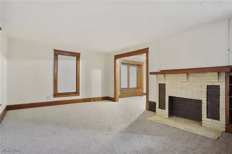Living - 491 Scheck St, Akron, OH 44307 photo 1 of 5