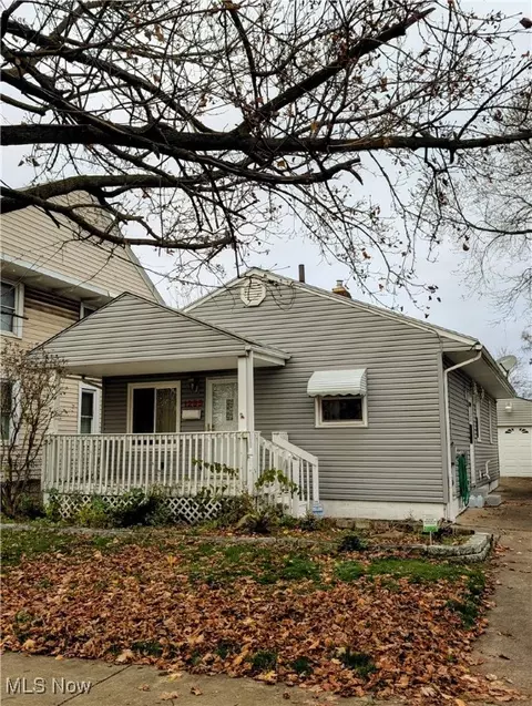 1295 W Wilbeth Rd, Akron, OH 44314