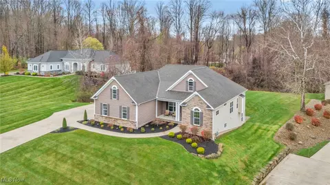 7584 Sarah Lee Dr, Concord, OH 44077