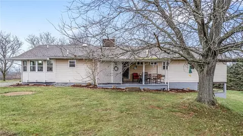 20037 16 School Rd, Wellsville, OH 43968