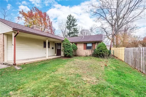 Exterior - 361 Crescent Dr, Berea, OH 44017 photo 7 of 9