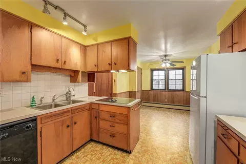 Kitchen - 361 Crescent Dr, Berea, OH 44017 photo 1 of 7