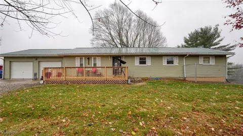 3838 Hillside Dr, Cambridge, OH 43725