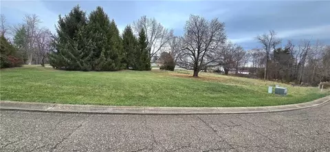 475-485 Walters Way #LOT 2122, Zanesville, OH 43701