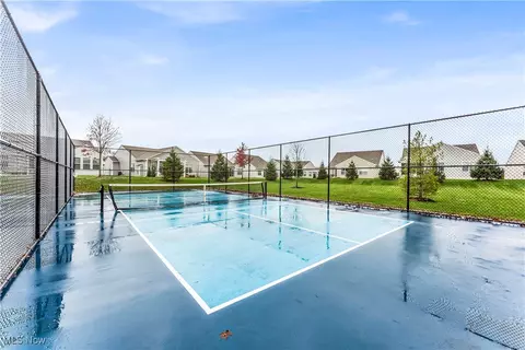 733 Cedar Crest Dr, Elyria, OH 44035 photo 46