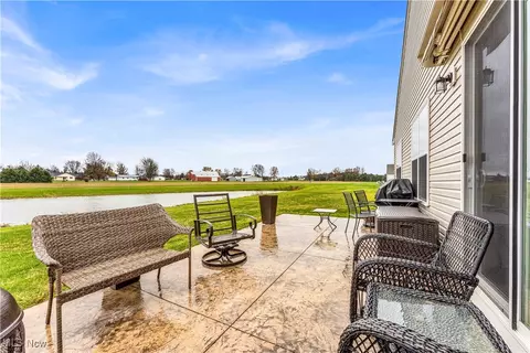 733 Cedar Crest Dr, Elyria, OH 44035 photo 7