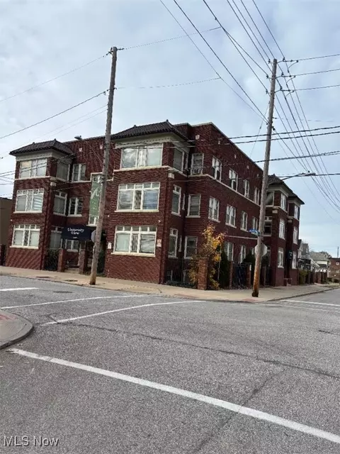 11433 Ashbury Ave, Cleveland, OH 44106