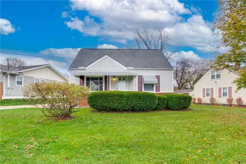 1823 Evergreen Ave, Akron, OH 44301