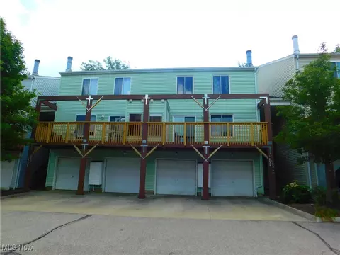22308 River Walk Rd #7, Rocky River, OH 44116