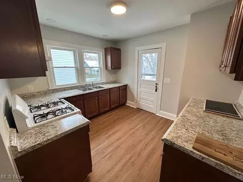 Kitchen - 356 Babbitt Rd, Euclid, OH 44123 photo 2 of 2