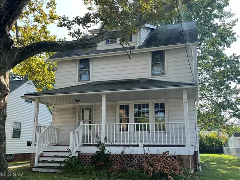 Exterior - 356 Babbitt Rd, Euclid, OH 44123 photo 2 of 3