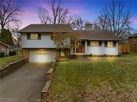 724 Burd Ave NE, Massillon, OH 44646