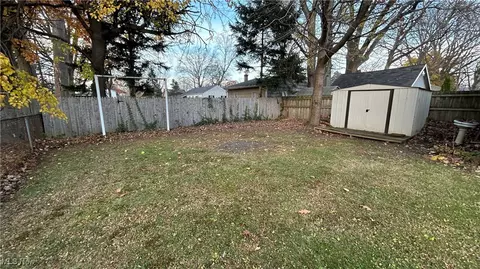 1813 W 14th St, Ashtabula, OH 44004 photo 10