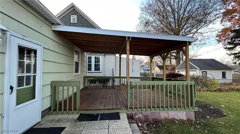 1813 W 14th St, Ashtabula, OH 44004 photo 4