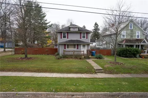 140 E Oak St, Kent, OH 44240