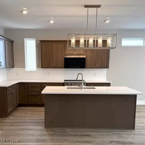 Kitchen - 3115 Willow View Cir, Brunswick, OH 44212 photo 3 of 4