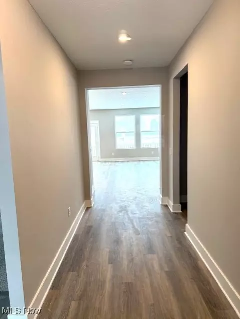 Entry Way - 3115 Willow View Cir, Brunswick, OH 44212 photo 2 of 2