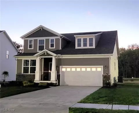 6514 Daisy Ln, Olmsted Twp, OH 44138