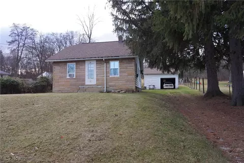 458 N Thomas Rd, Tallmadge, OH 44278