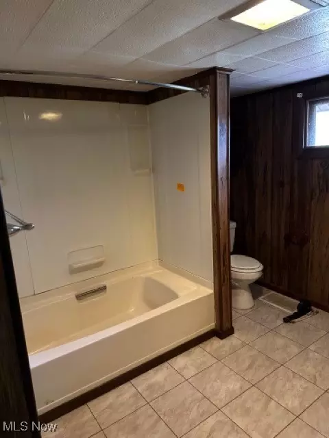Bath - 37484 Applegate Rd, Lisbon, OH 44432 photo 1 of 1