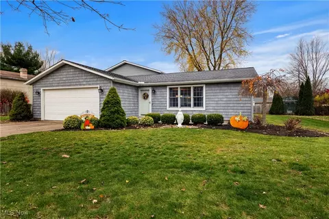 6624 Allandale Dr, Amherst, OH 44001