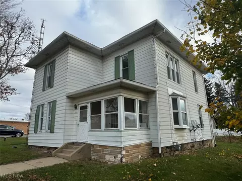 4390 Middle St, Homeworth, OH 44634