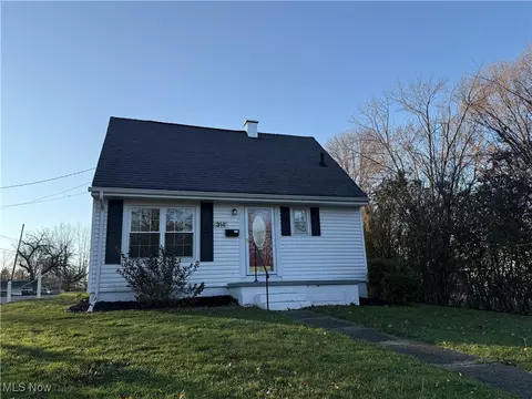314 5th St NE, Barberton, OH 44203