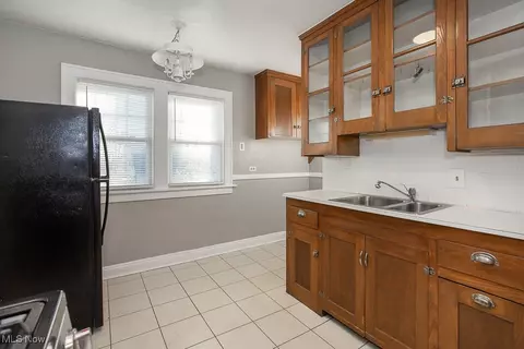14010 Maple Ave, Maple Heights, OH 44137 photo 4