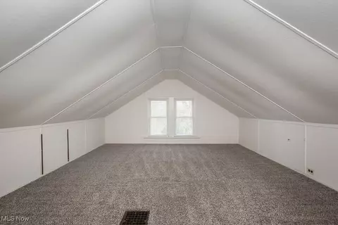 14010 Maple Ave, Maple Heights, OH 44137 photo 9