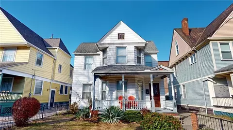 6310 W Clinton Ave, Cleveland, OH 44102